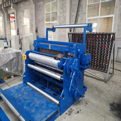 kualitas  Diameter 0.45-0.85mm Automatic Wire Mesh Welding Machine Gearbox Driven pabrik